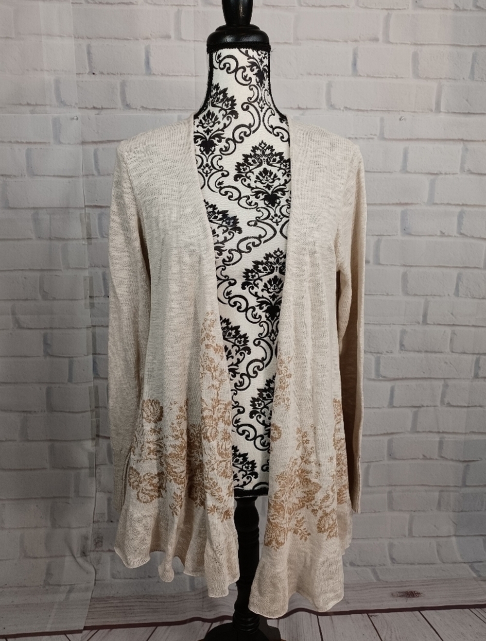 Logo womens long sleeve stretch knit open front size m cardigan floral stitch B7